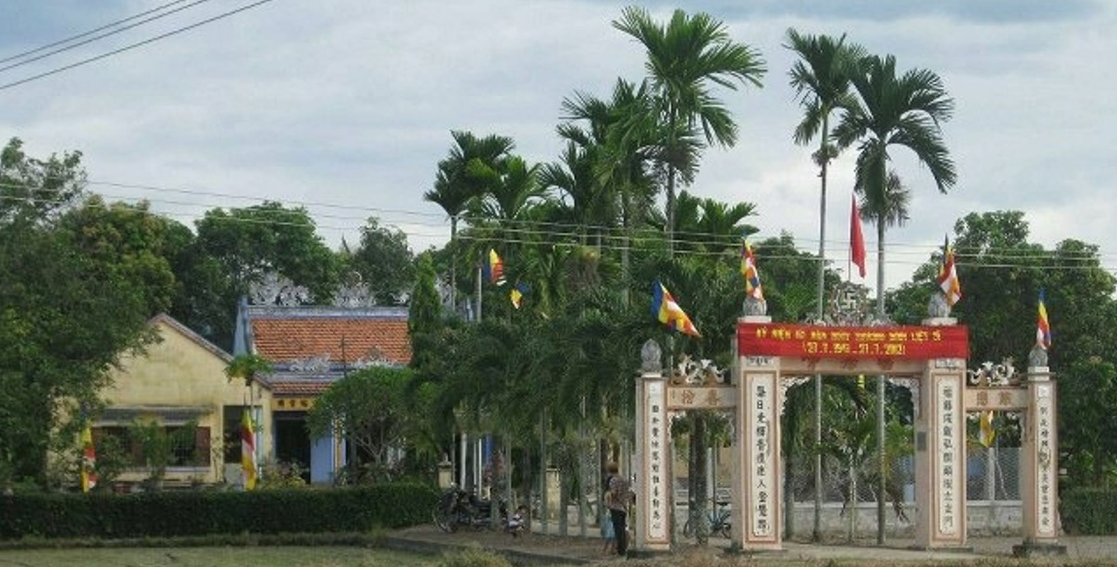 Phuoc Hue Pagoda - Hình 1